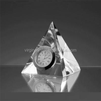 China Europe Fashion K9 Crystal Glass Pyramid Desk Table Clock /Clock Souvenir/Wholesale Office Gift for sale