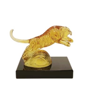 China Europe crystal glass 3D tiger business high quality animal model gift for sale