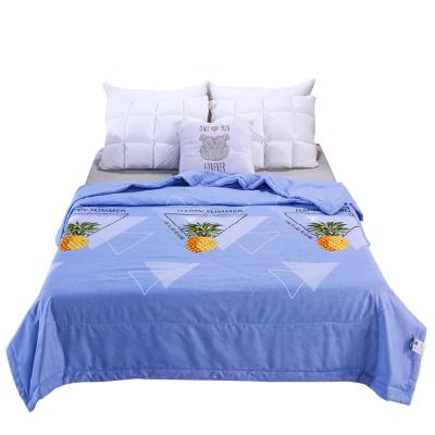 China Ultra Soft Hand Feel Wholesale Custom Comforter Set Soft Single / Queen Size for sale