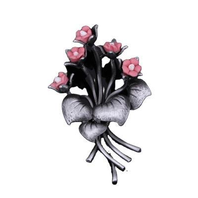 China Western style handmade natural flower brooches pins for women vintage pins bouquet for wedding party brooch for sale