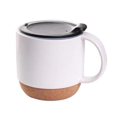 China Viable Unique Cork Bottom Coffee Cup Ceramic Coffee Mug With Plastic Cover for sale