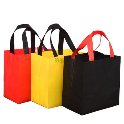 China Eco - Friendly Bolsa No Tejida Para Llevar Non Woven Travel Machine Bag For Fast Food for sale