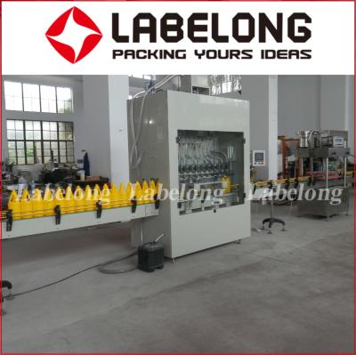 China Máquina de embotellado linear 2000BPH en venta