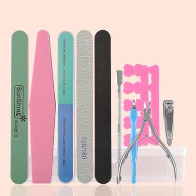 China Beauty Care Makeup Tools Portable And Convenient Multifunctional Nail File Set for sale