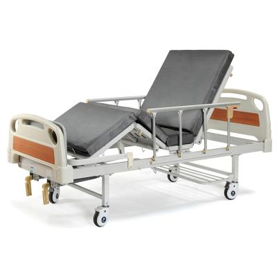 China 2020 hot sales metal hospital bed high quality hospital furniture manual hospital bed table for sale for sale