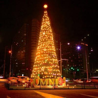 China Hot Sale LED Christmas Ornament Solar Holiday Light Outdoor Christmas Tree for sale