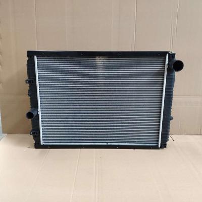 China Engine Cooling System Chinese Plastic&Aluminum Auto Radiator 1301D49-010 WG9725530150 AZ9525530015 For Dongfeng Truck Radiator for sale