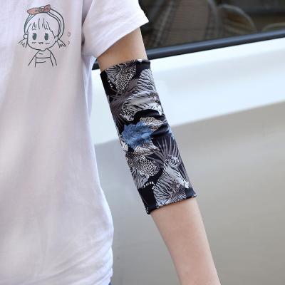 China Breathable Elasticity Unisex Short Ice Silk Arm Sleeves Cover Scar Tattoo Air-Conditioned Part Keeps Sports Warm Sunscreen Protector Fake Elbow Sleeve for sale