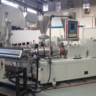 China Other Type 2020 Hot New China Good Price PVC Plastic Tile Making Machine for sale