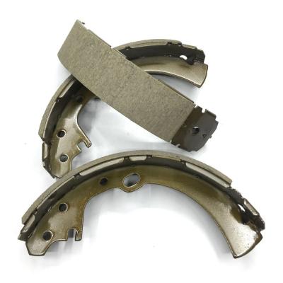 China Brake Shoe Rivet K1174 Brake Shoe For Nissan D22 Pickup ISUZU OEM 44060-08G25 for sale