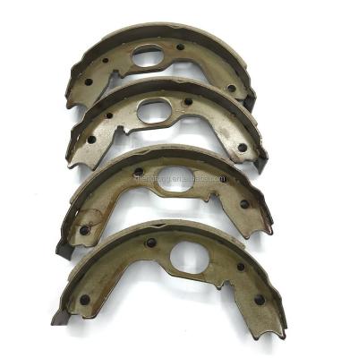 China Brake Shoe Rivet S768 Handbrake Brake Shoe For MITSUBISHI PAJERO V43 CHALLENGER OEM MB618914 for sale