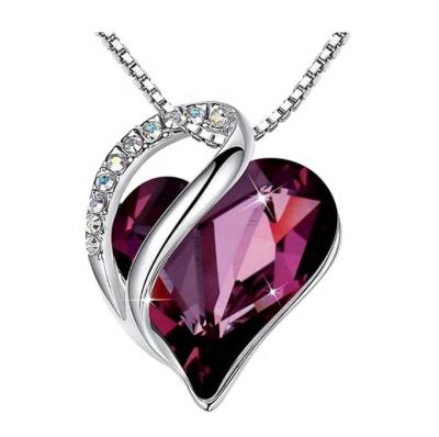 China 2022 New Products High Quality Valentine's Day Gift Heart Shaped Geometric Stone Necklace For Girls for sale