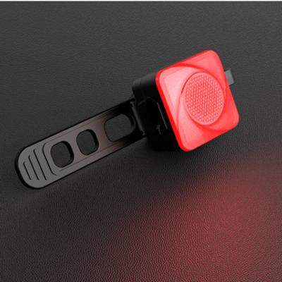 China 1 Kilometer Visible Warning Electric Accessories Mountain Bike Bike Tail Light Rechargeable Waterproof Taillight Smart LED Bike Tail Light for sale