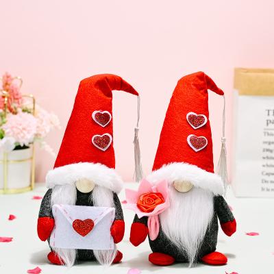 China Festival Decoration New Valentine's Day Decoration Doll Valentine's Day Mother's Day Faceless Doll for sale