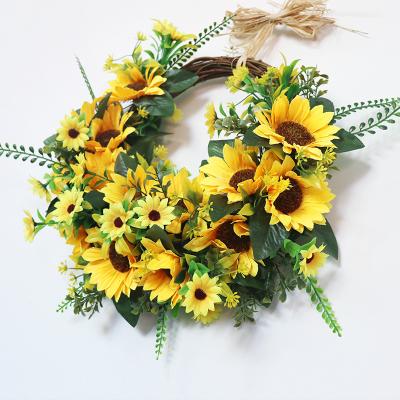 China Artificial Silk Flower Sunflower Garland Green Leaves Villa Door Flower Garland Wall Decoration Easter Garland for sale