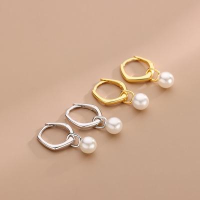 China High Quality INS Gold Platinum Plated 925 Sterling Silver Jewelry Natural Shell Geometric Pearl Circle Earring for sale