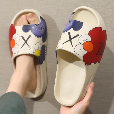 China Cushioning sponge and baby thick-soled popular women's slippers couples shoes 2022 new summer sandals and slippers for sale