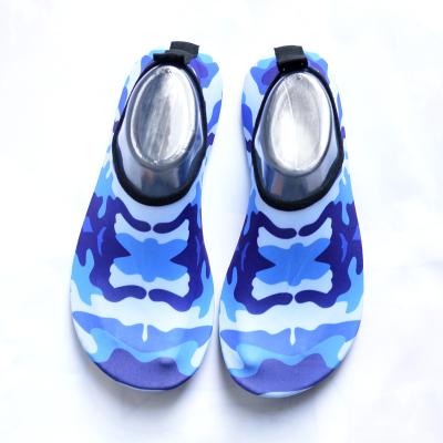 China Manufacturer Wholesale Fashionable Promotional Unisex Beach Water Swimming Shoes for Diving Surfing for sale