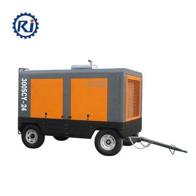 China New type lubricated high quality 300SCY-25 26m3/min 24bar portable large screw air compressor equipped with 310kw diesel engine for sale