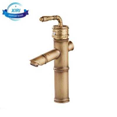 China CLASSIC Classic Antique Bathroom Faucet Basin Water Mixer Tap China Wenzhou Faucet Factory XR8031 for sale