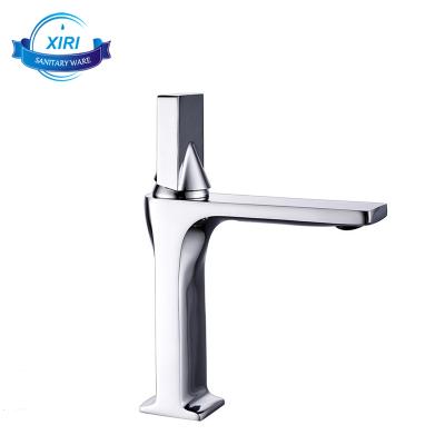 China Modern New Brass Basin Faucet Chromed Single Hole Faucet Mixer Tap XiRi-8772 for sale