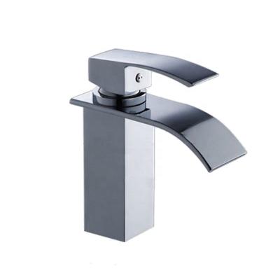 China Contemporary Modern Chromed Single Handle Waterfall Bathroom Faucets / Faucets XR018 for sale