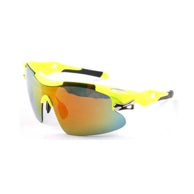 China Sports Sunglasses 2019 Best Selling Sport Polarized Sunglasses for sale