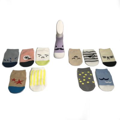 China Factory Wholesale Breathable Fashion Comfortable Cartoon Kids And Baby Socks for sale