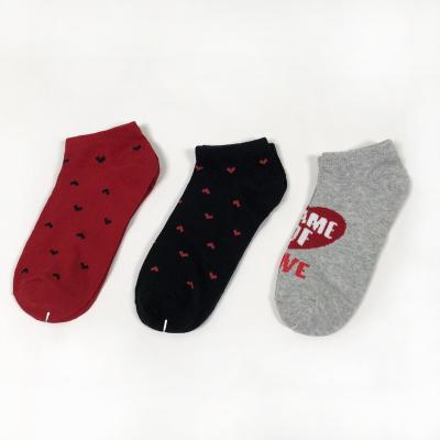 China Factory Breathable Ladies Casual Socks, Love Patterns, Customized Patterns for sale