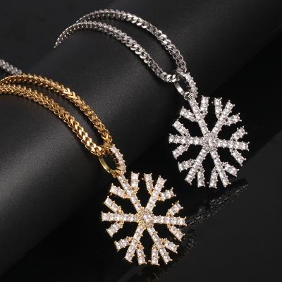 China Hip Hop Copper Snow AAA Design Jewelry Miss Winter Luxury Zircon Snowflake Iced Out Pendant for sale