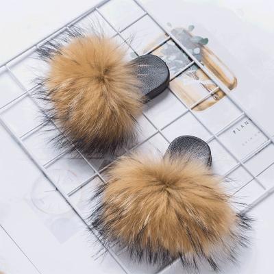 China Anti-slippery ladies fur slippers slips/custom made faux fox hairy slides slippers/wholesale faux fox fur slides for sale