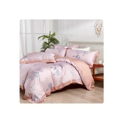 China Cotton Nondisposable Hot Direct Silk Gold Factory Sale Luxury Printing Duvet Cover Set for sale