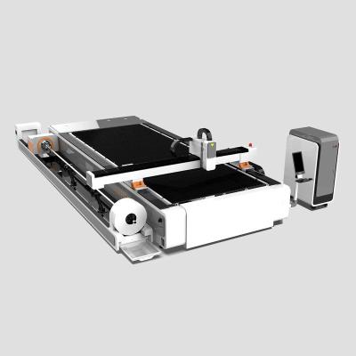 China Multifunctional 3000w 4000w 5000w stainless steel fiber laser water cooled cutting machine for pipe and plate 3015 for sale