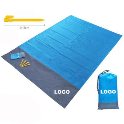 China Waterproof Non - Slip Portable Logo Outdoor Folding Sand Free Waterproof Moisture Proof Custom Beach Mat for sale