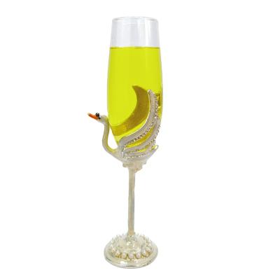 China Fast Delivery Sustainable Glass And Fittings Coloroful Champagne Glass Colored Disposable Zinc Alloy Champagne Glass for sale