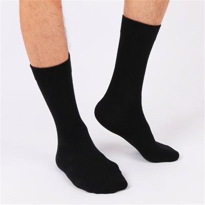 China Disposable Cheap Wholesale Black Men Socks And Soft Comfortable Business Men Socks for sale