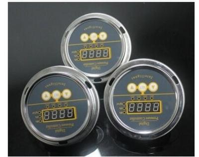 China 4 relays output signal Digital Pressure Switch and controller for pressure and liquid measure for sale