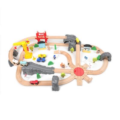 China Wooden Toy Classical Toy Train Slot Train Sets Model Train Track Toys For Child Thomas Train Toy for sale