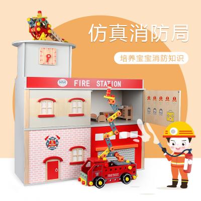 China Wholesale Mini Children Preschool Interesting Wooden Toy Fire Station Game Pretend Toys for sale