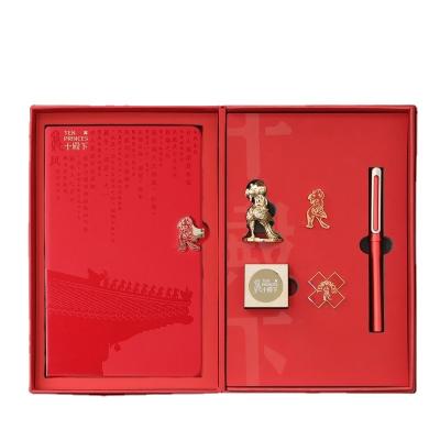 China Geschenk Set voor Landbouw Industrie Hand Ledger Boek Signatuur Pen Badge en Phoenix Ornament Te koop