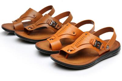 China Bruine Casual Mensen Lederen Sandalen / Mensen Zomer Strand Sandalen Met Buckle Riem Te koop