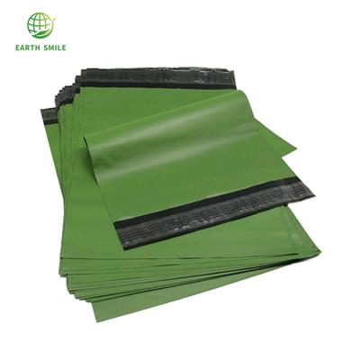 China 100% Biodegradable and Compostable Eco Cornstarch Postage Bags Green Shipping Bags Degradable Mailer Bags Compostable For Shoe Box for sale