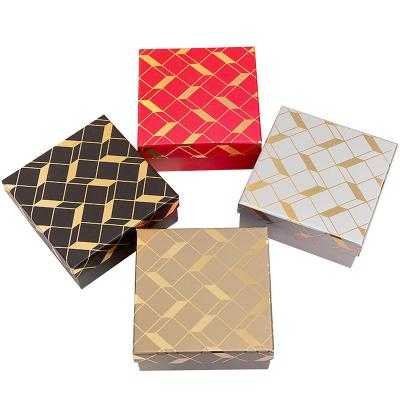 China Customized Packaging Paper Box Customized High Quality Recyclable Storage Cardboard VBOX Beautiful Set Luxury Gift For Bridesmaid for sale