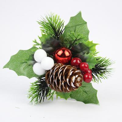 China Christmas newly designed Christmas Christmas flower arrangement with berries for sale