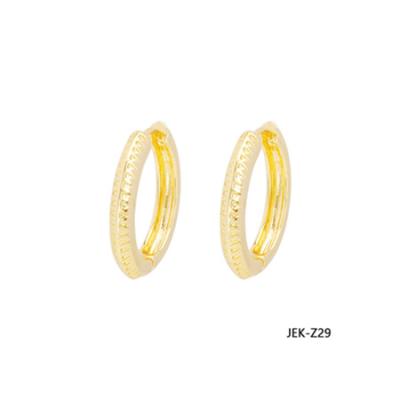 China FASHIONABLE hot selling a pair of women's luxury 18k gold hoop earrings hypoallergenic for sale