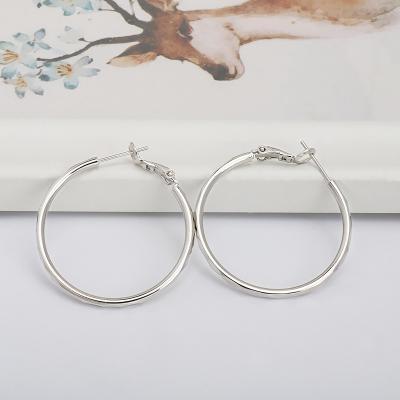 China JXX New Romantic Fashion 925 Needle Statement Earring Ladies Jewelry Earring Earring Silver Women's Circle Earring Earring Product for sale