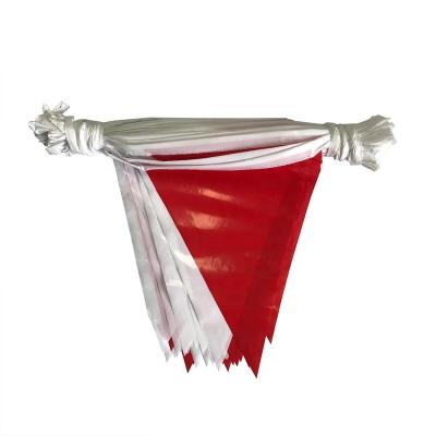 China PENNANT OSHA Approved PE Pennant Flags For Outdoor Marking for sale