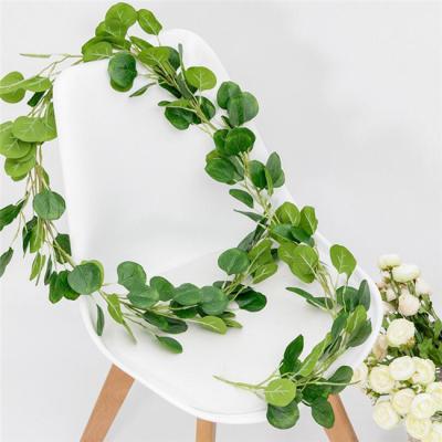 China Realistic Top Quality Artificial Fabric Eucalyptus Plants Wreath for sale