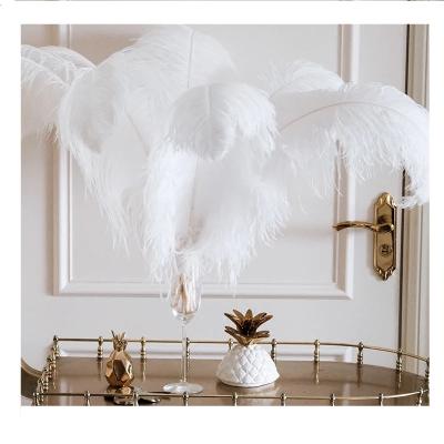 China Large Hot Sale Plaza Wedding Centerpieces White Ostrich Feathers For Wedding Decor for sale