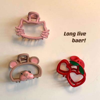 China New Arrival Cute Cat Alloy Sweet Mini Hair Claw Clips Small Bear Design Hair Clips For Girls for sale